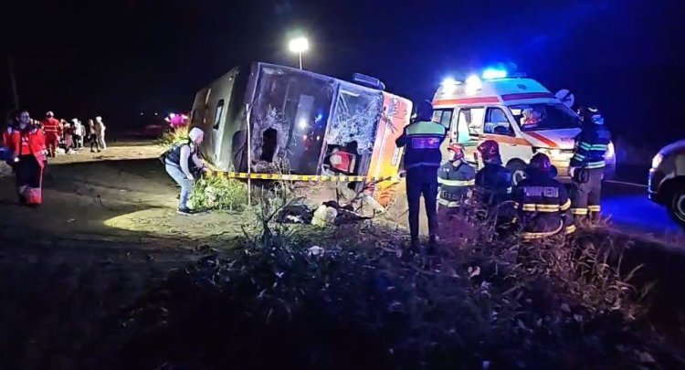 Autocar cu 82 de pasageri ucraineni, răsturnat în apropiere de Hârșova. A fost activat Planul Roșu