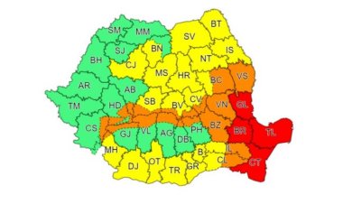 Codul roșu de vreme extremă a fost prelungit până la ora 16.00.