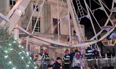 Mai mulți constănțeni au rămas blocați în roata panoramica de la Târgul de Crăciun