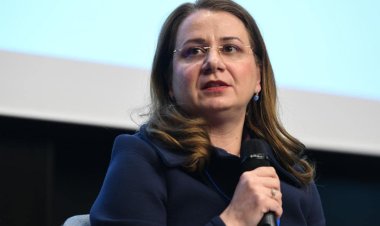 Deca: În şcoală trebuie să avem toleranţă zero faţă de orice fel de violenţă