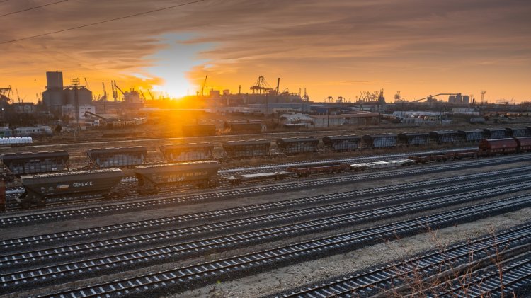 În 2023,  au fost modernizate 68 de linii de cale ferată din incinta Portului Constanța
