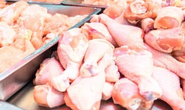 Amenzi de peste 45.000 de lei şi carne de pui cu Salmonella retrasă de la vânzare