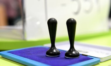 Incident cu urne nesigilate bine și amenințări, la secția de votare nr. 142 din orașul Constanța