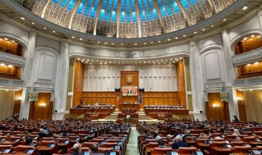 Hotărârea de reducere a posturilor din Parlament, aprobată de Camera Deputaților. SOS și AUR s-au împotrivit