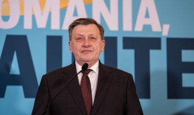 CNSAS: Crin Antonescu a dat o declarație la Securitate în 1988, dar nu a fost colaborator al Securității