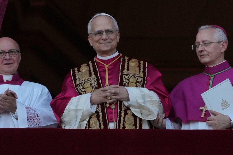 Papa Leon al XIV-lea: Pacea fie cu voi toți
