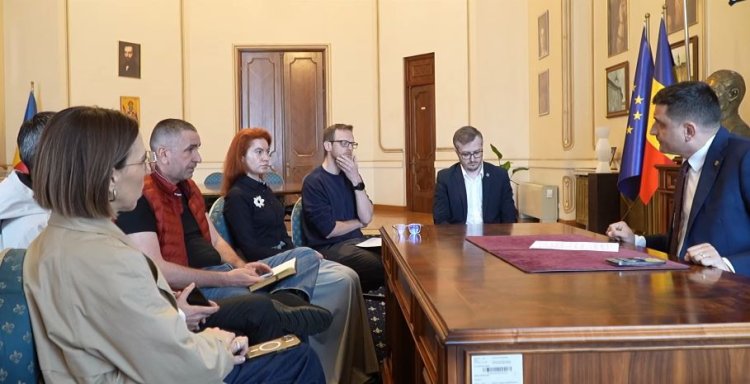 VIDEO Simion a filmat ilegal jurnaliști în biroul lui de la Senat. Simion a făcut o criză: Sa va fie rușine!