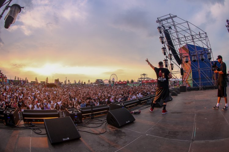 Ziua 0 la Beach, Please! 2025: Un început epic, cu apariții surpriză ale lui Swae Lee și Young Thug