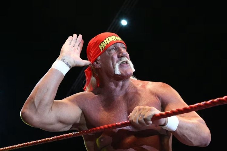 A murit actorul Hulk Hogan
