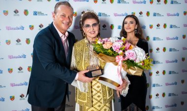 Final spectaculos la Festivalul Național al Cântecului și Dansului Popular Românesc Mamaia 2025. Irina Loghin a primit Trofeul Mamaia Nostalgia