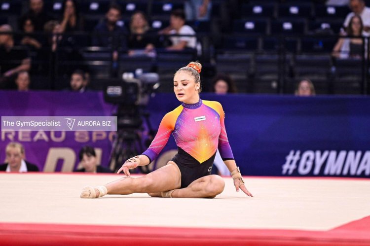 Sabrina Voinea, medalie de aur la sol, la Cupa Mondială de la Paris