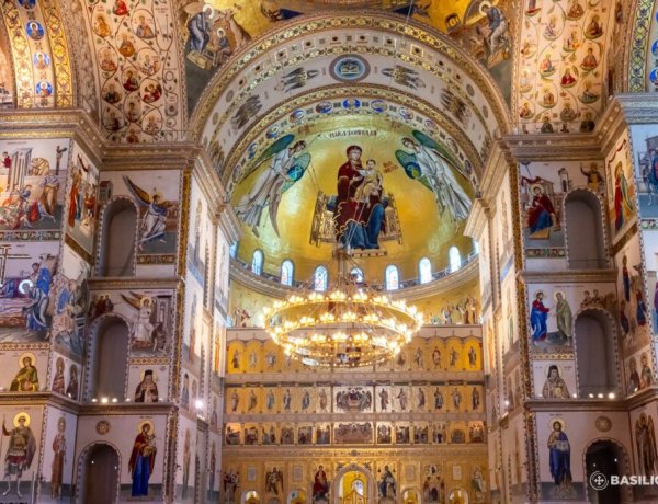 Sfinţirea picturii Catedralei Naționale. La ceremonie sunt așteptați peste 100.000 de oameni