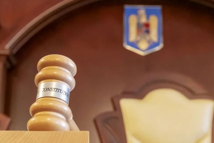 Curtea Constituţională a respins reforma pensiilor speciale
