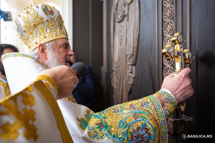 Patriarhul Daniel, despre sfințirea picturii Catedralei Naționale: Un moment luminos de întărire a credinței și a iubirii frățești