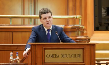 Nicușor Dan a prezentat în Parlament Strategia Națională de Apărare a Țării