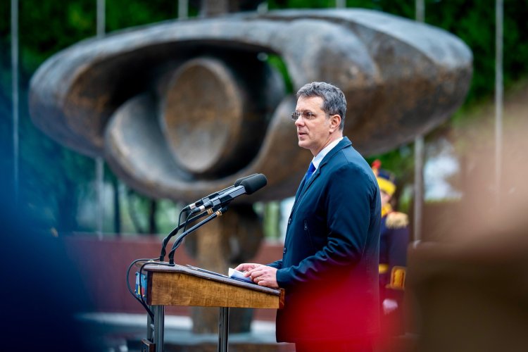 Ministrul Apărării, Ionuţ Moşteanu a demisionat: Fac acest gest cu asumare și respect față de Armata Română