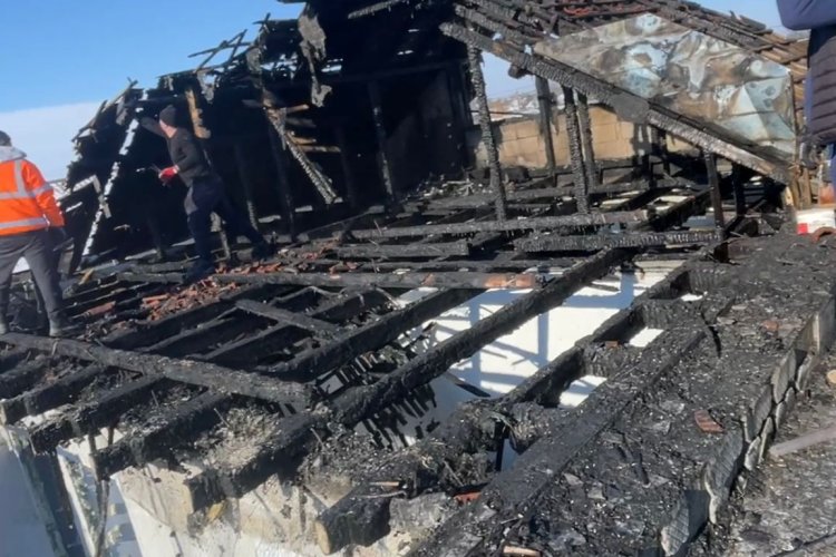 Apel umanitar pentru o familie din Cobadin care și-a pierdut casa în incendiu