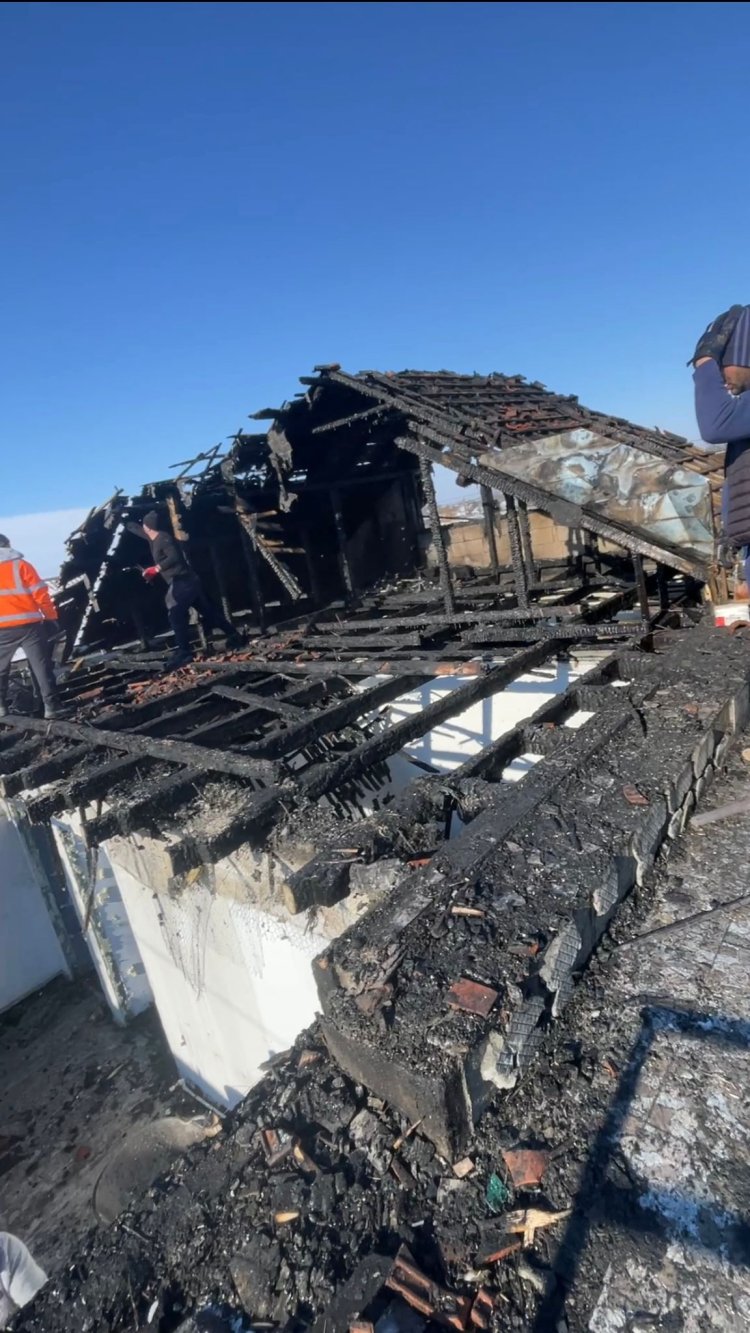 Apel umanitar pentru o familie din Cobadin care și-a pierdut casa în incendiu