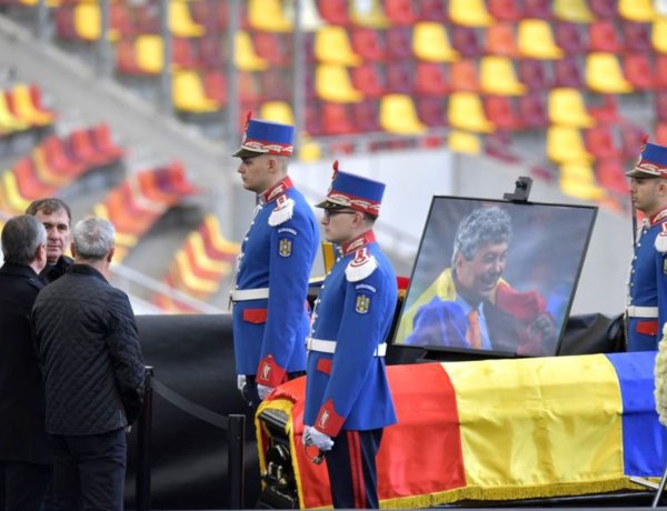 Gheorghe Hagi: Mircea Lucescu a făcut totul pentru fotbal până în ultimul moment