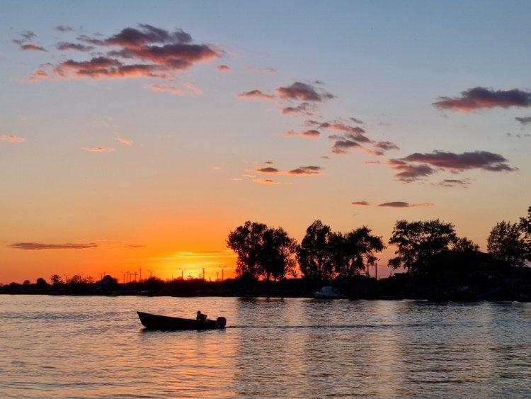 Cererea pentru vacanțele interne crește pe ultima sută de metri