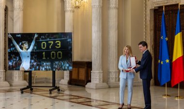 Nadia Comăneci, decorată cu Ordinul Național Steaua României în grad de Mare Cruce