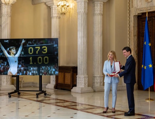 Nadia Comăneci, decorată cu Ordinul Național Steaua României în grad de Mare Cruce