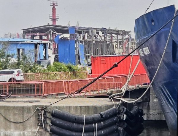 O hală industrială din zona Danei 78 a Portului Constanța a fost distrusă de suflul exploziei