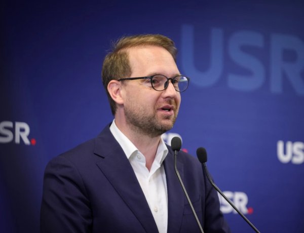 USR a decis să nu susțină Cabinetul Veștea. Dominic Fritz: Un Guvern de pe Temu