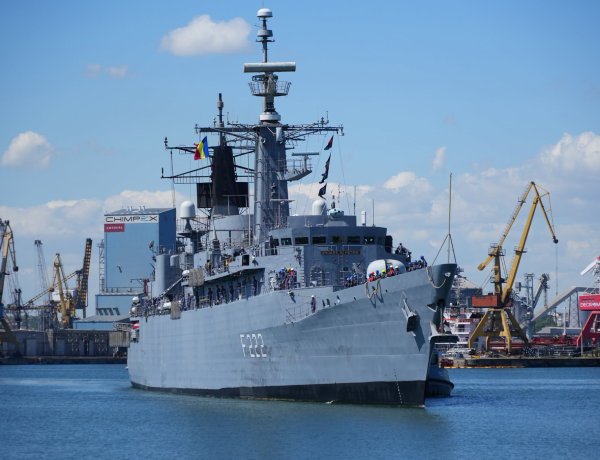 Fregata Regina Maria a revenit în portul militar Constanța, după participarea cu succes la Operația EUNAVFOR MED IRINI