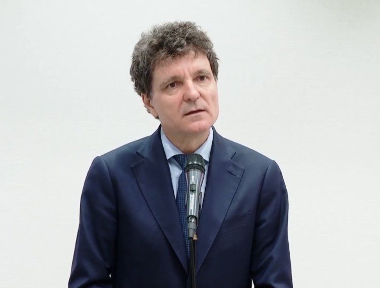 Nicuşor Dan: Statul român funcţionează. Eu îmi doresc un guvern cu puteri depline