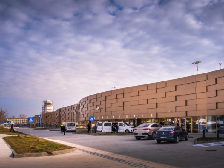 Aeroportul Mihail Kogălniceanu are terminal nou, dar nu și suficienți pasageri