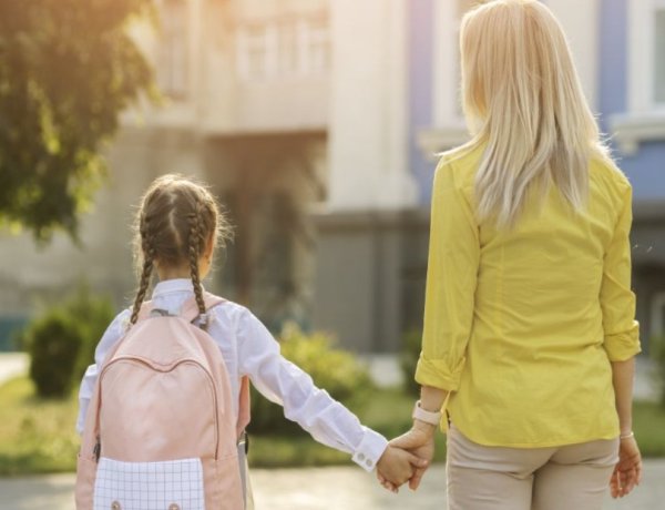 Angajații cu familii monoparentale ar putea primi cel puțin trei zile de concediu în plus