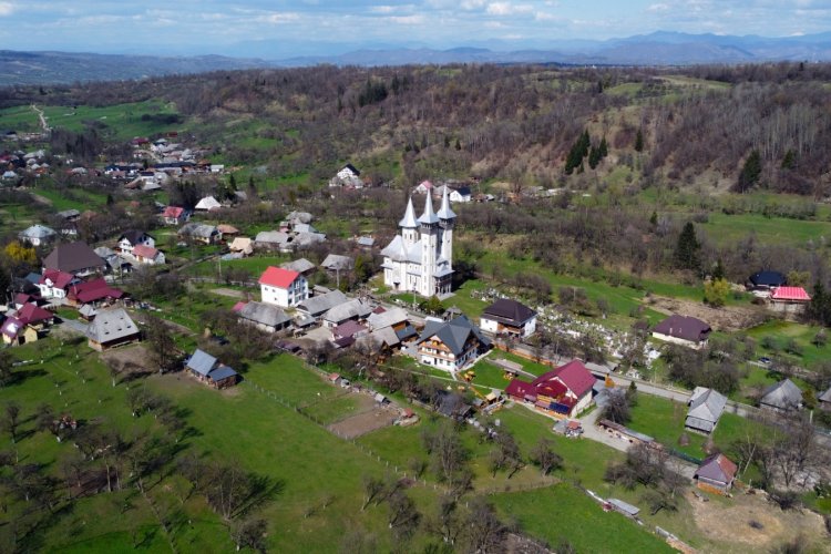 Pensiunile agroturistice, în scădere a sosirilor şi a înnoptărilor de 13,8 la sută  și respectiv 12,7 la sută  în primul semestru din 2026