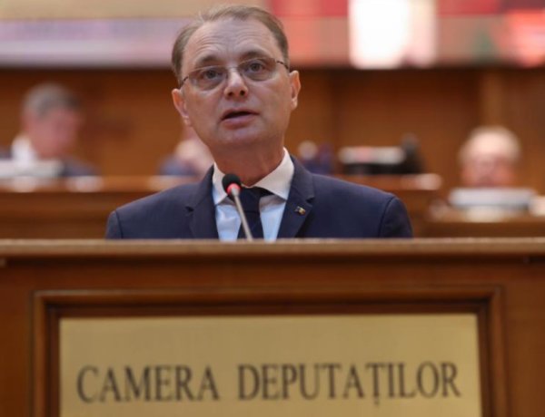 Niculescu: Pensiile vor fi indexate începând cu 2027, cu prudenţă şi în limitele traiectoriei deficitului
